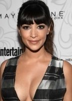 Hannah Simone
