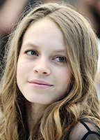 Ana Valeria Becerril