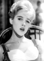 Sue Lyon