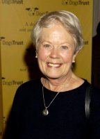 Annette Crosbie