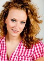 Anne Wallis De Vries