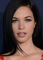 Alexis Knapp