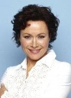 Amanda Mealing