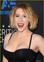 Eden Sher
